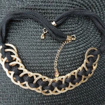 Nova indijska ogrlica