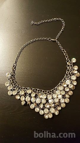 Verižica s kamenčki