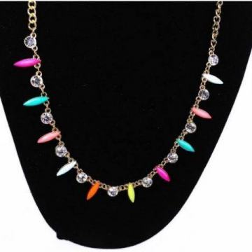 Verižica, trak za lase