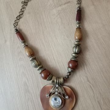 VINTAGE RJAVA VERIŽICA Z BISERČKOM