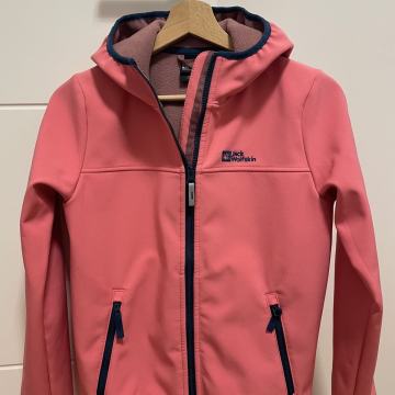 Dekliška Softshell jakna Jack Wolfskin št. 152