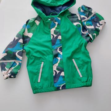JAKNA ZA DEŽ/ VETROVKA  ŠT. 98/104