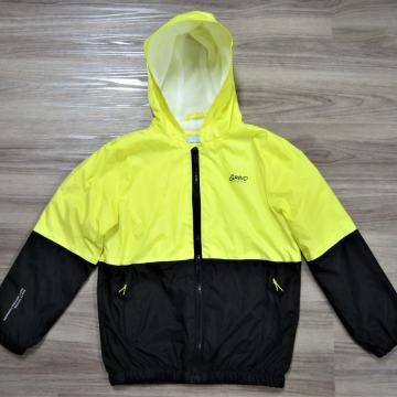 Jakna, vetrovka št. 134 - kot nova