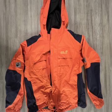 Otroška vetrovka Jack Wolfskin št. 152