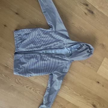 Otroška vetrovka Petit Bateau št. 140