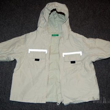 vetrovka Benetton, 66cm, 9m