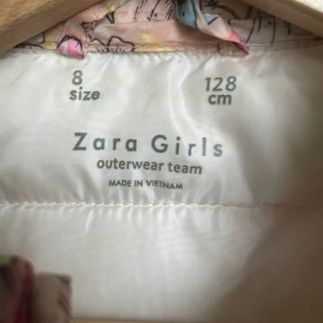 Zara, prehodna otroška jaknica, številka 8, 128 cm