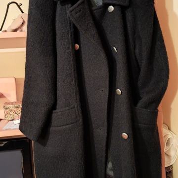 Plašč LABOD iz runske volne, ženski