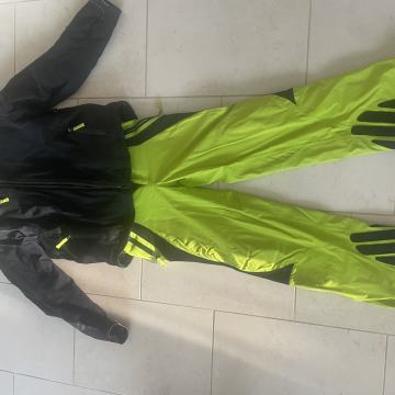 Moški smučarski komplet elan št. bunda 50 in hlače 48