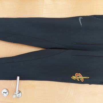 NIKE dolge hlače, vel M, Cleveland Cavaliers, črne