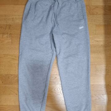 Pull & Bear - Moška trenerka