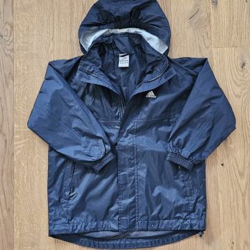 Adidas vetrovka številka 128