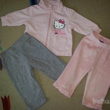 HELLO KITTY TRENIRKA + HLAČE IZ PLIŠA 62/68
