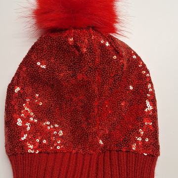 Kapa 104 h&m rdeča bleščeča s cofkom