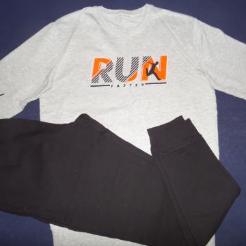 Majica RUN + dolge sport hlače, št. 164 (NOV komplet)