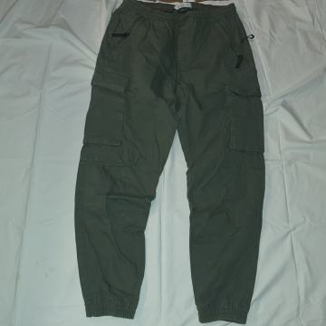 pohodne hlače vel S razkorak 67 cm