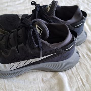 Copati NIKE PEGASUS 38