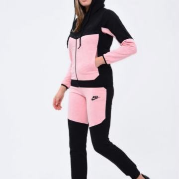 Nike tech fleece