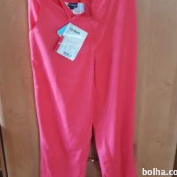 Pohodne hlače nove