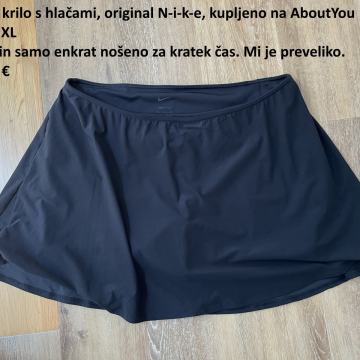 Športno krilo s hlačami, malo večji XL, Nike