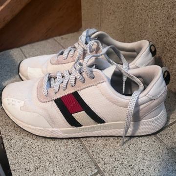 Tommy Hilfiger superge