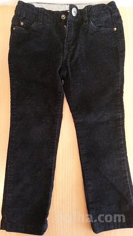 Žametne hlače ZARA - vel. 2-3 leta