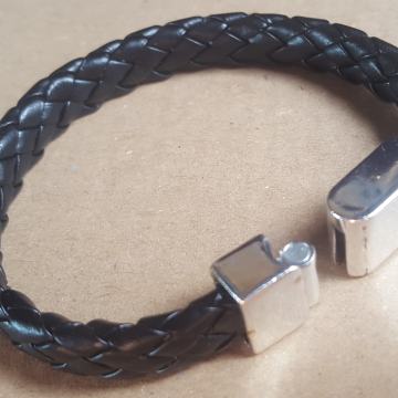 #2 ZAPESTNICA Z ZAPONKO