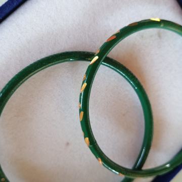 KOMPLET DVEH NOVIH ZELENO ZLATIH ZAPESTNIC