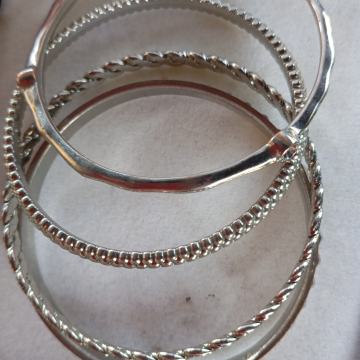 KOMPLET ŠIRIH SREBRNIH ZAPESTNIC