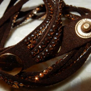 NAKIT - ZAPESTNICA ■rjava ■bleščeča ■nerabljena