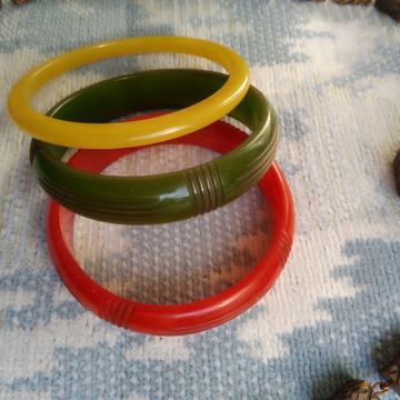 Stare Yu retro zapestnice in verižica