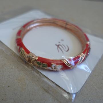 Nova zapestnica v original embalaži