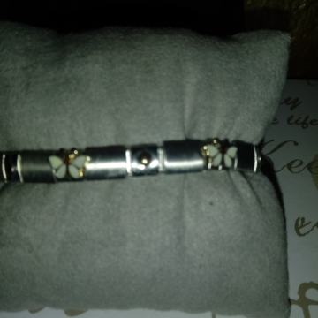 Zenska zapestnica iz jekla