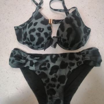 Nove Mint Velvet kopalke S/M