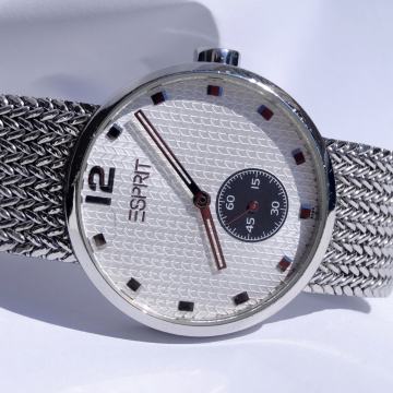 33.7mm ESPRIT ženska ročna ura, zelo lepo ohranjena, srebrna