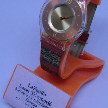 LaZooRo: Retro Swatch SWEET SARONG AG 2002 SFK187, Quartz ročna ura