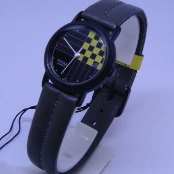 LaZooRo: Retro Vintage PULSAR by SEIKO V247-0400 RO 741611 NOS ura
