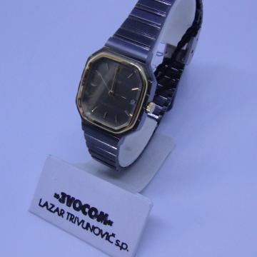 LaZooRo: Retro Vintage PULSAR V247-5100 440227 NOS Quartz ročna ura