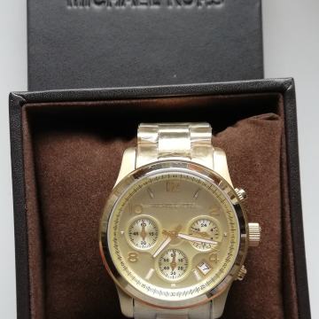 NOVA Michael Kors MK Runway 5055 ura