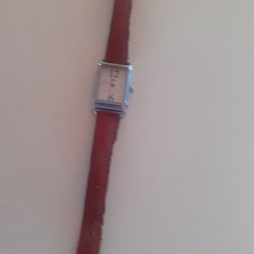 Ročna ura hilfinger