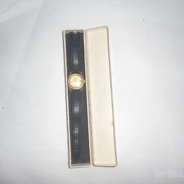 ŽENSKA MEHANSKA ROČNA URA