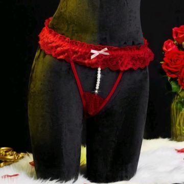 NOVE Rdeče spodnjice