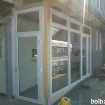 PVC STEKLENE STENE
