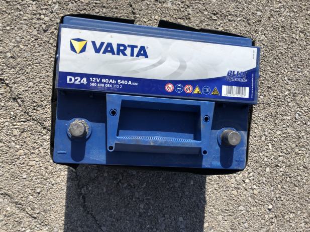 Аккумулятор varta d24