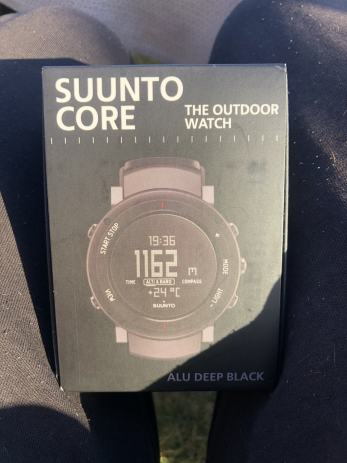 suunto core alu deep black
