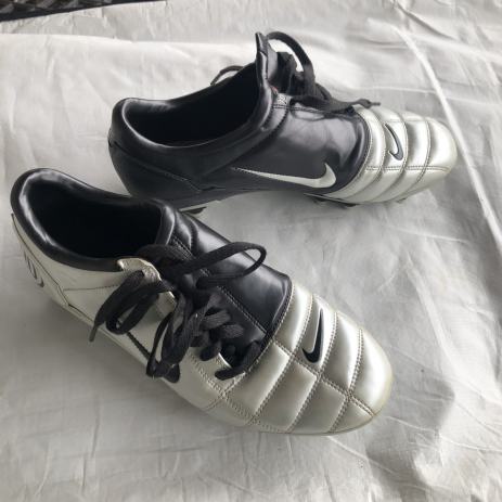 nike total 90 111