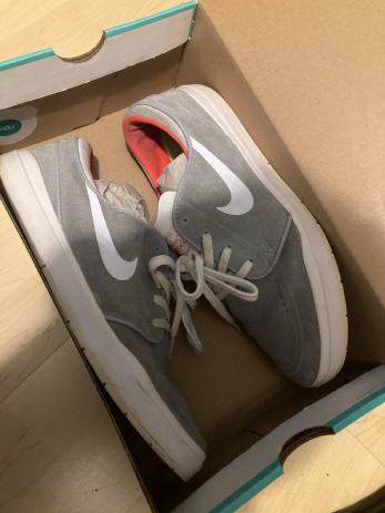 NIKE SB stefan janoski 42 in drugo