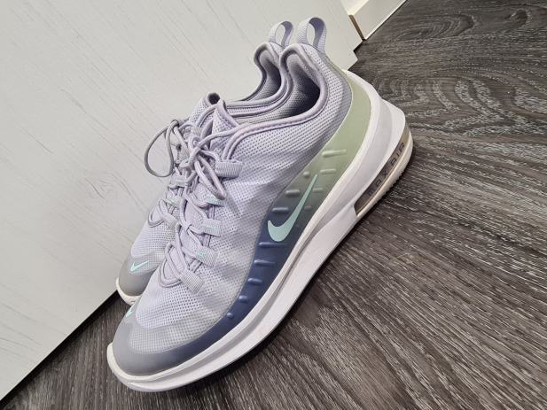 NIKE AIR MAX AXIS 42,5