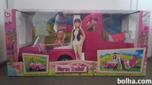steffi horse trailer