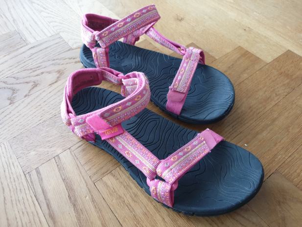 teva hurricane 35